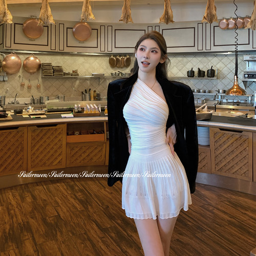 F PROJECT【菲林日记】镂空提花花边下摆带底裤针织伞裙半身裙