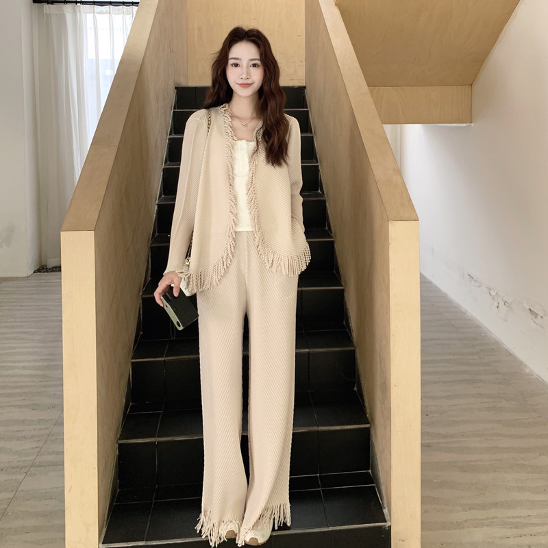新款！2025秋季高级感褶皱套装123-7732-P175-K238,女装套装/套裙,浙宝123