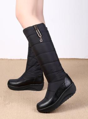 大码女靴棉靴子加绒加厚羽绒冬季新款保暖棉鞋厚底防滑防水雪地靴