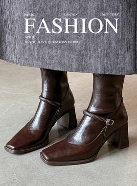 Seenlt-2025秋新款复古风方头粗跟弹力袜靴女百搭设计感高跟短靴