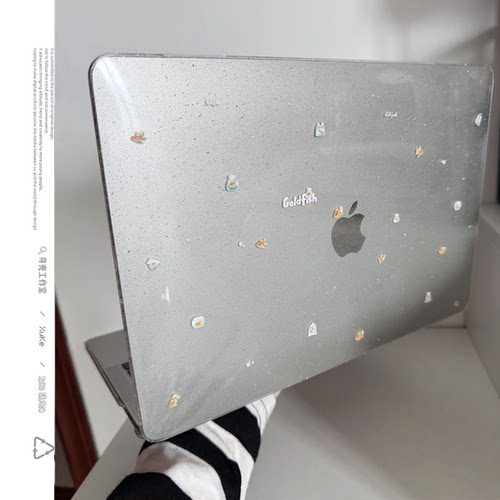 泡泡金鱼2025款适用macbookair保护壳13.6寸m4苹果macbookpro套15笔记本电脑14寸6键盘膜air透明少女8硬9可爱