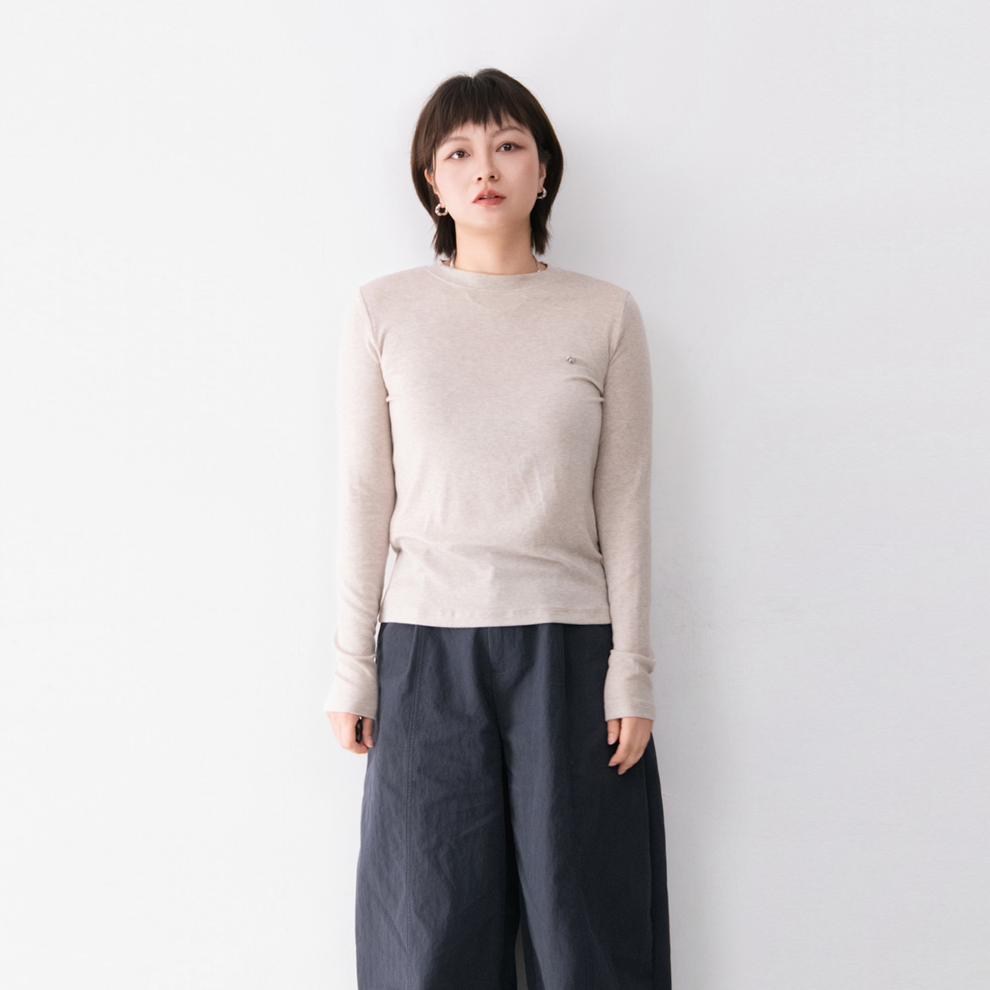 天丝绵羊毛圆领套头小马标正肩打底衫女舒适亲肤透气春季新款T恤