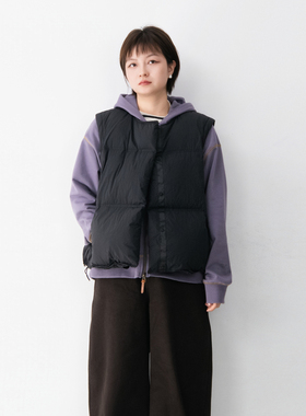 防泼水新国标90%鸭绒填充圆领羽绒马甲女保暖轻薄柔软拼泡芙马夹