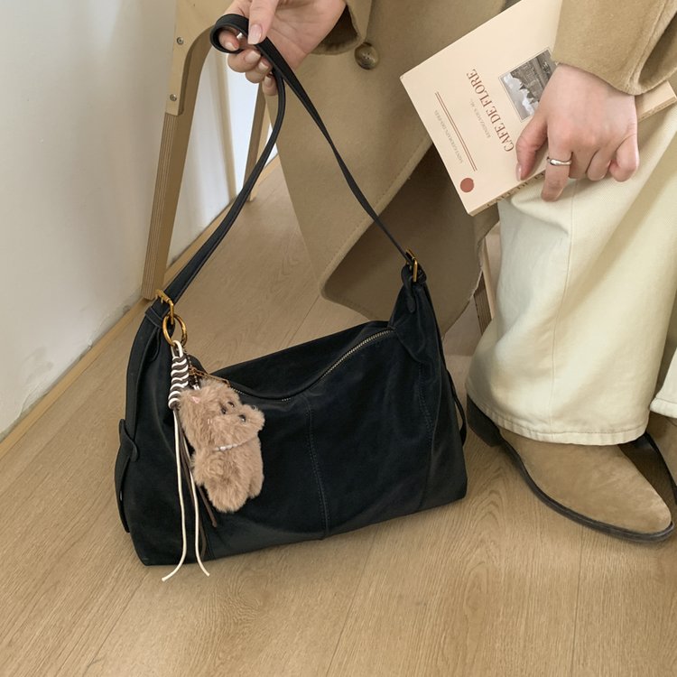 时尚潮流女士包通勤包包2025冬季新款通用高档女包休闲单肩斜挎包