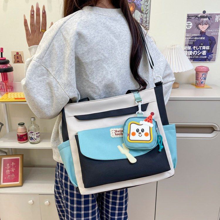 潮流简约拼接款通勤包大学生上课包2026新款通用款女包单肩手提包,箱包皮具/热销女包/男包,通用款女包,淘宝优惠券,粉丝福利购,淘宝优惠卷