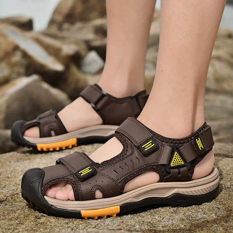 CLEARANCE LEAK SANDALS MENS LEATHER WEAR 2024 NEW SUMMER BREATHABLE NON-SLIP SOFT-SOLE WADING TOE BEACH SHOES