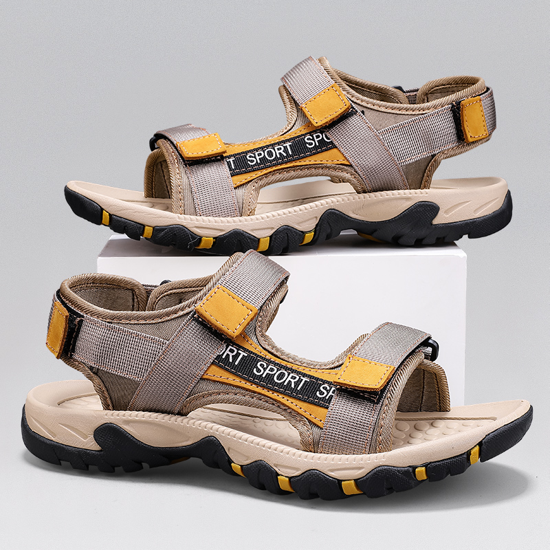 厂家直销沙滩凉鞋防水软底