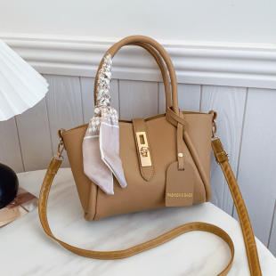 复古小众设计包包女士2025新款 手提水桶包 高级质感百搭斜挎包爆款