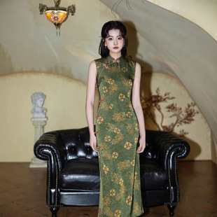 年轻款新中式绝美绿色旗袍2026夏季日常收腰少女改良复古日常旗袍