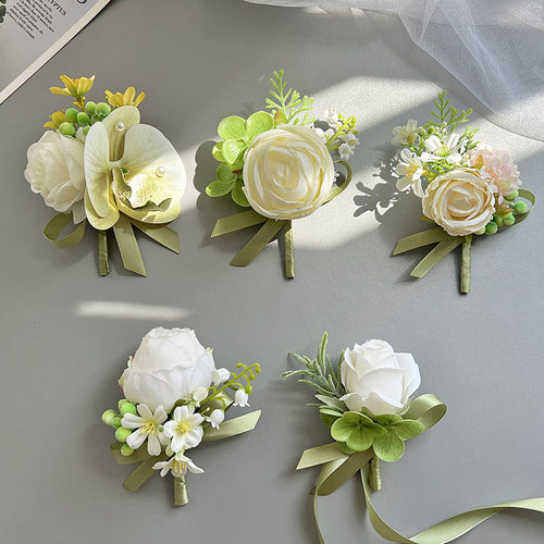 新郎新娘婚礼胸花森系清新绿