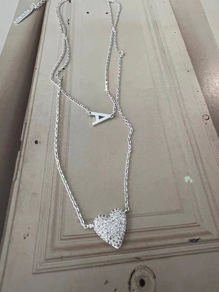 吾小历同款假两条字母心形项链