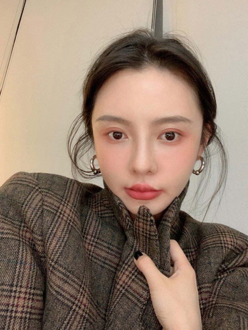 mona张绮贤同款圆球复古金属耳环女高级感耳钉华晨宇同款耳饰耳圈