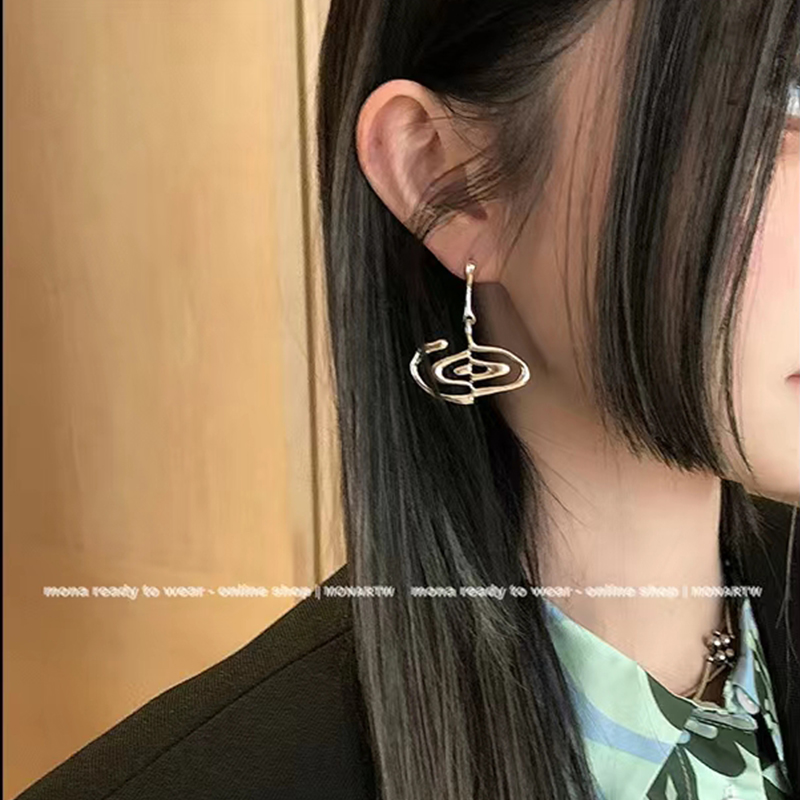 MONA同款小众设计感独特银色耳环