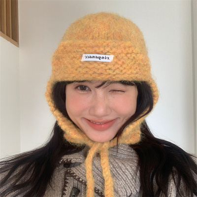 点亮秋冬的彩色针织护耳毛线帽女
