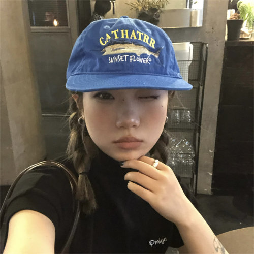 鲨鱼刺绣软顶平檐帽ins博主同款