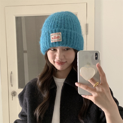 敲出片的显白孔雀蓝保暖毛线帽女
