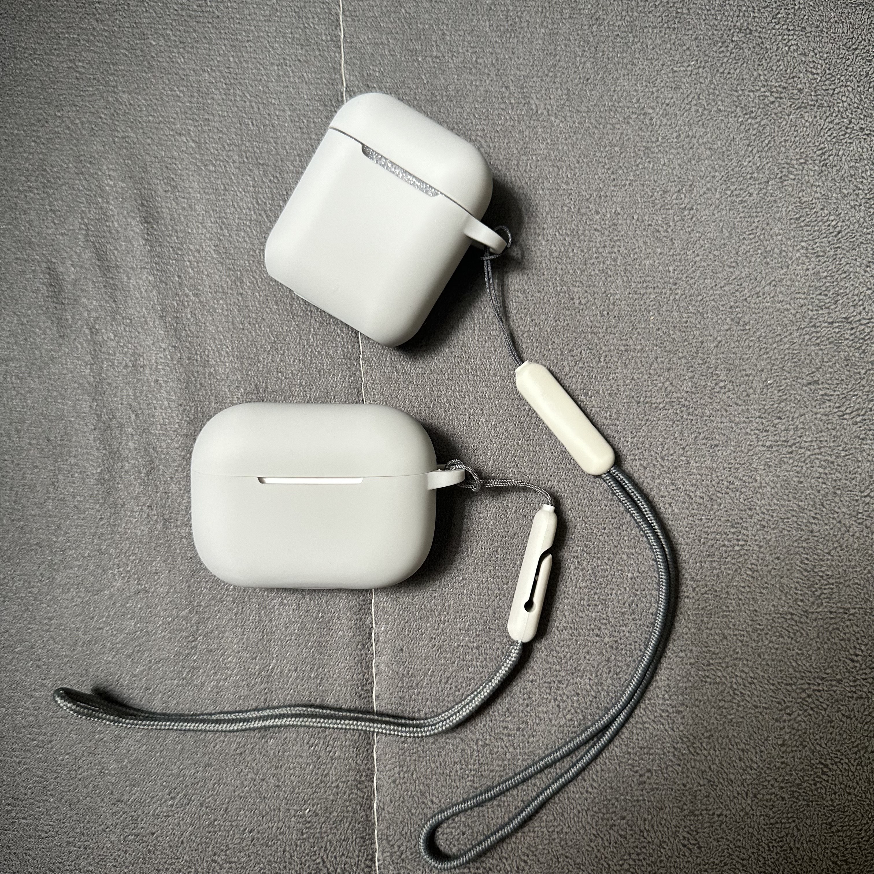 高级感灰色硅胶液态软壳适用于AirPodsPro2保护套AirPods1/2/代无线蓝牙耳机壳AirPods3壳