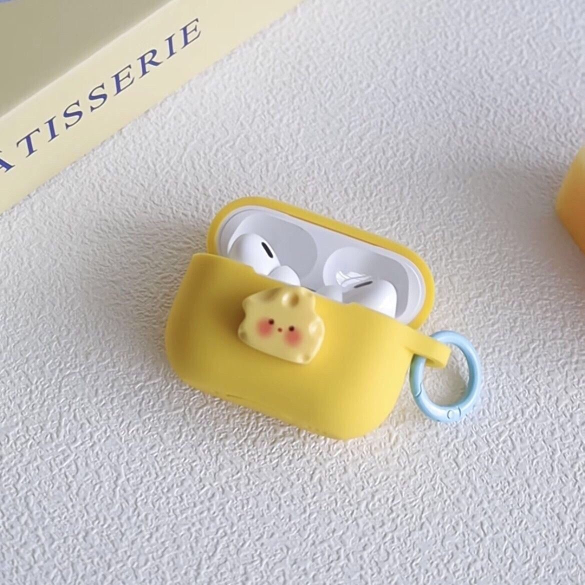 高级感黄色硅胶软壳适用于AirPodsPro2保护套AirPods1/2/3/4代耳机壳AirPods3耳机保护套华强北五代保护套