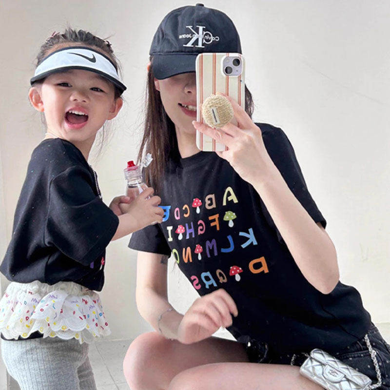 今年流行2026夏季新款亲子装休闲宽松母女装圆领卡通印花短袖T恤