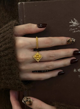 今饰有约四叶草菱形方块戒指女