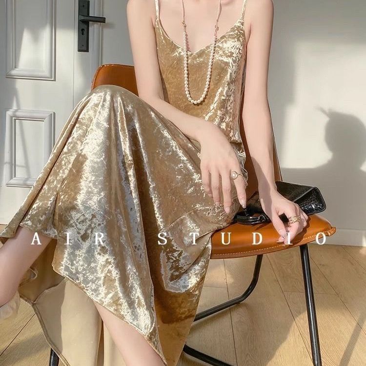 新中式钻石花显瘦吊带连衣裙女高级气质内搭带胸垫光泽A字长裙