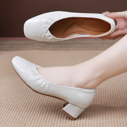 羊皮粗跟单鞋百搭浅口软底妈妈鞋