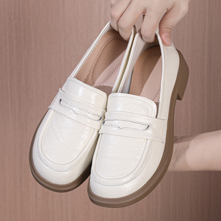 一脚蹬平跟圆头小皮鞋 真皮平底单鞋 软底女鞋 大码 春夏英伦风乐福鞋