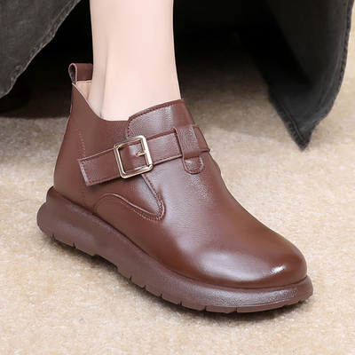 真皮平底短靴休闲软底圆头妈妈鞋