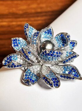 DIY配件 高级感渐变蓝色锆石莲花胸针铜镀金荷花别针珍珠胸花