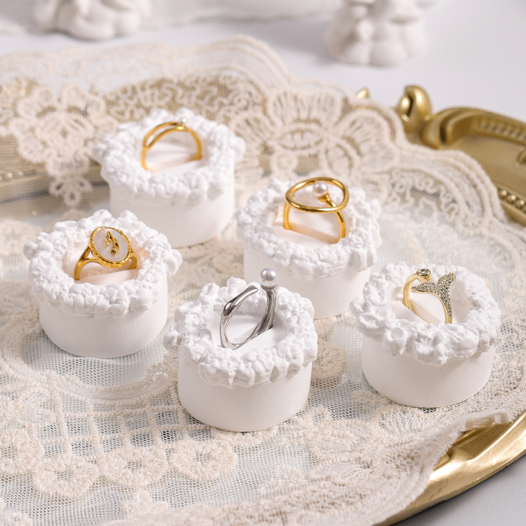 석고 라운드 레이스 링 디스플레이 스탠드 쥬얼리 링 브래킷 장식품 장식 디스플레이 링 스탠드 촬영 소품