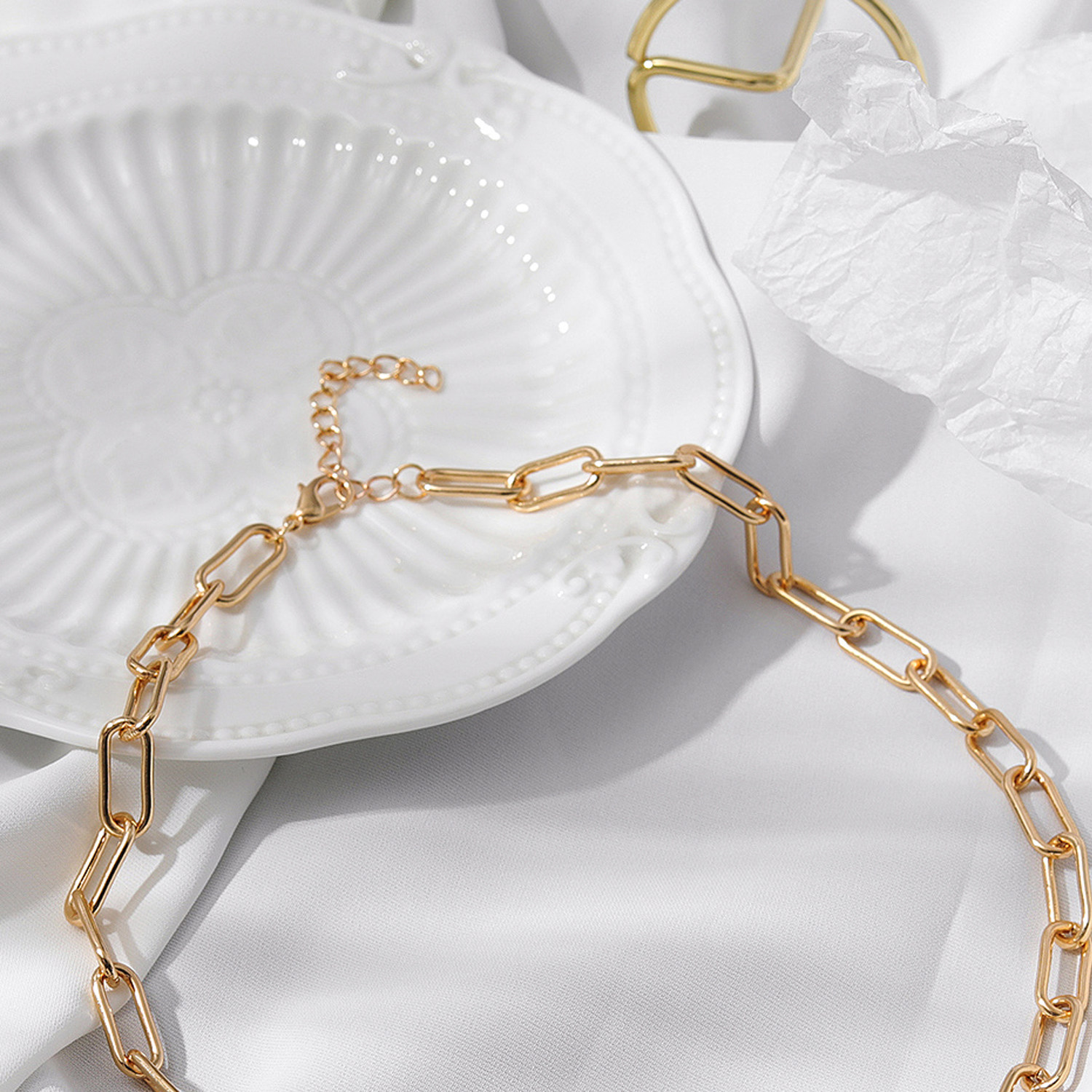 보석 접시 흰색 구호 세라믹 작은 디스크 보석 목걸이 귀걸이 선반 디스플레이 스탠드 보석 사진 소품