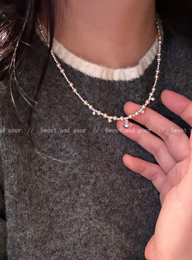 韩国高亮珍珠项链女小众设计轻奢气质复古秋冬毛衣链个性锁骨链潮