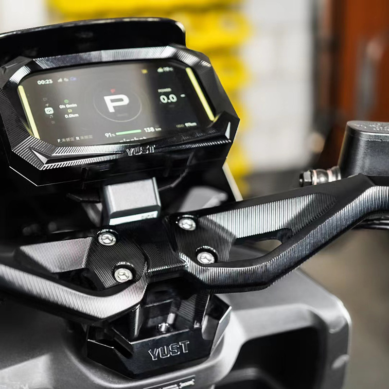 宇斯特改装九号极核小牛一体车把