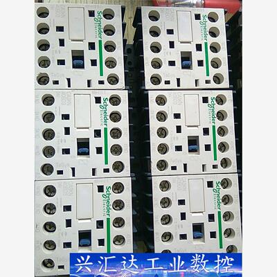 施耐德接触器，CA3KN40BD