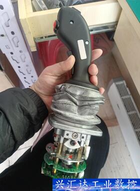 杰斯曼V8/B3/L， 全新一支，白色是滑石粉防止胶皮软化 询价下单