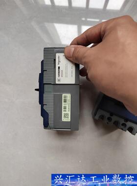 施耐德塑壳EZD100E  3P  40A  数量：80只左 询价下单