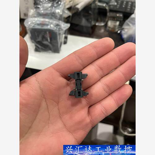 施耐德LAD9V2 机械互锁附件  询价下单