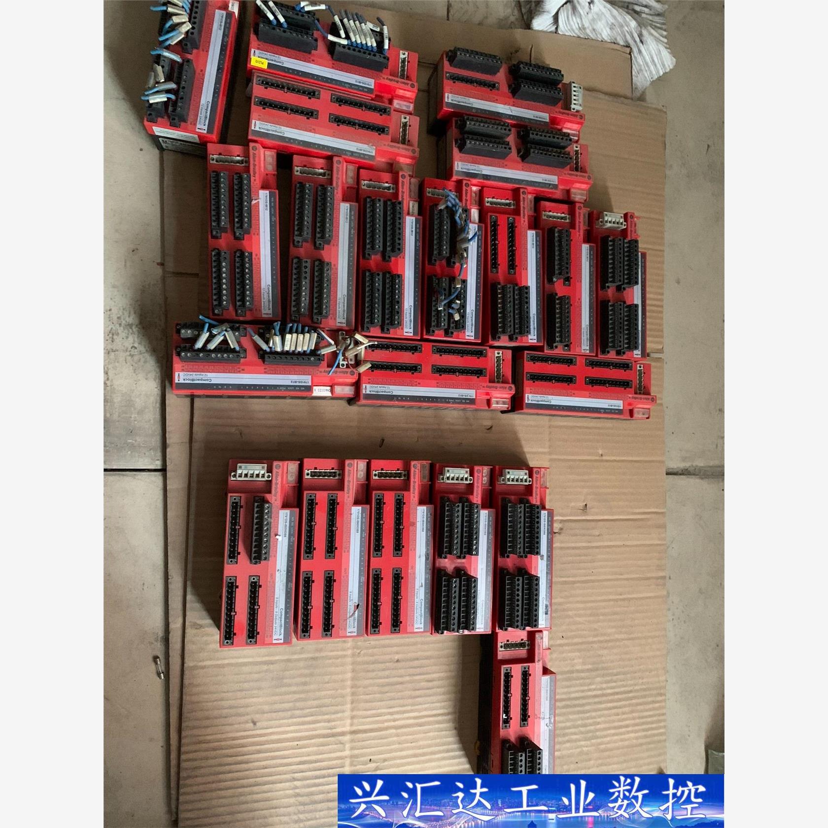 1791DS-IB8XOB8。6个。1791DS-IB12。 议价商品