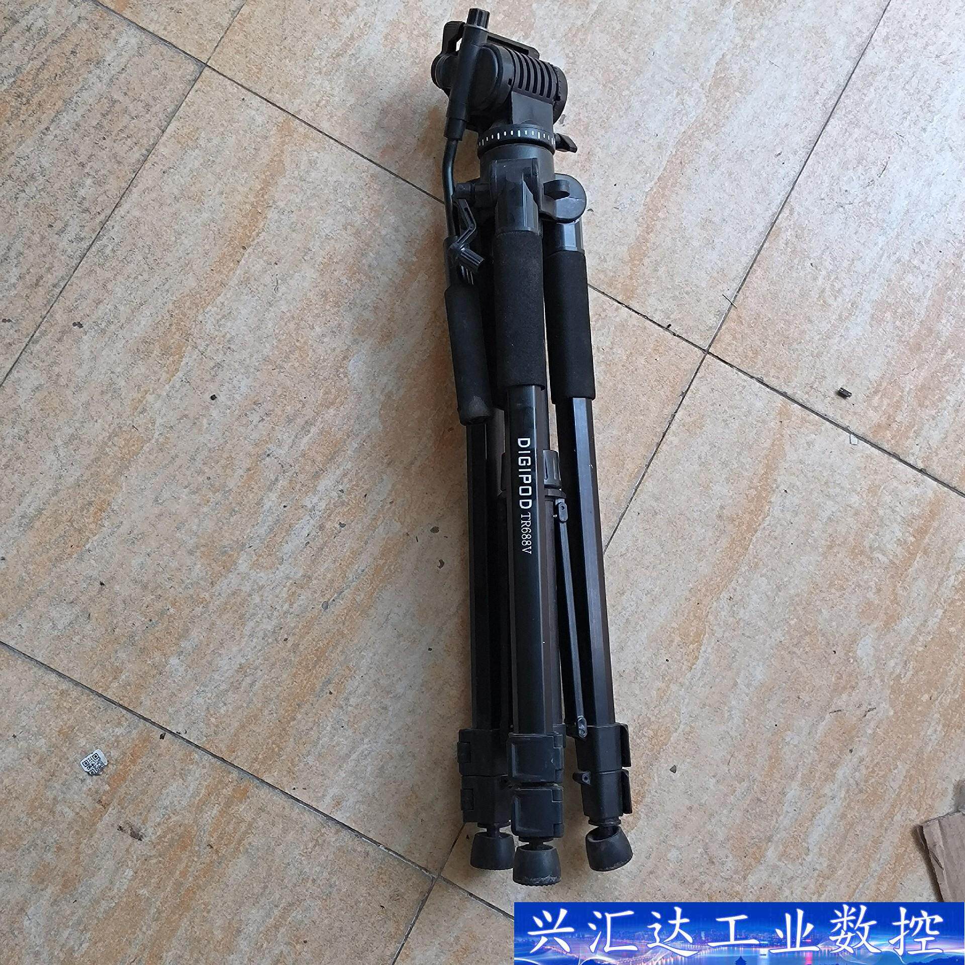 缔杰DIGIPOD  TR688V  三脚架 成色如图， 1  询价下单