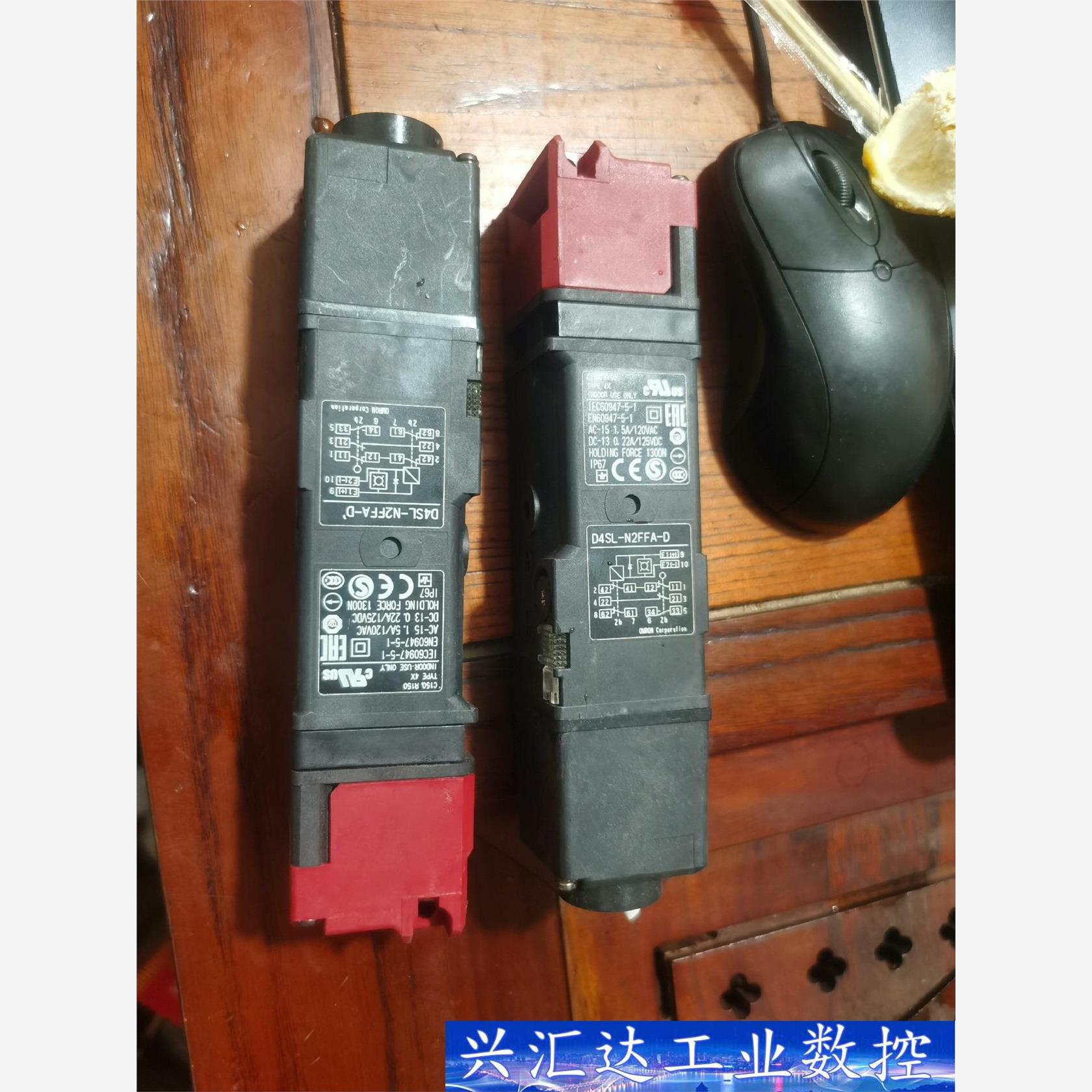 电磁锁安全门开关D4SL- N2FFA-D 议价商品