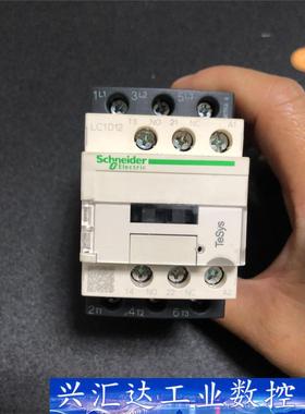 施耐德接触器LC1D12F7C AC220V 拆机，机子是新 议价商品