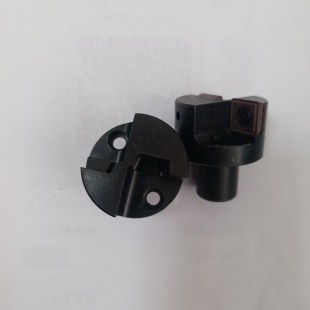 新型平头套丝机刀架平头滚丝机刀架刀座
