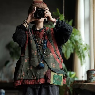 原创秋冬拼接印花宽松短款 胸围140 夹棉斜襟马甲女长65