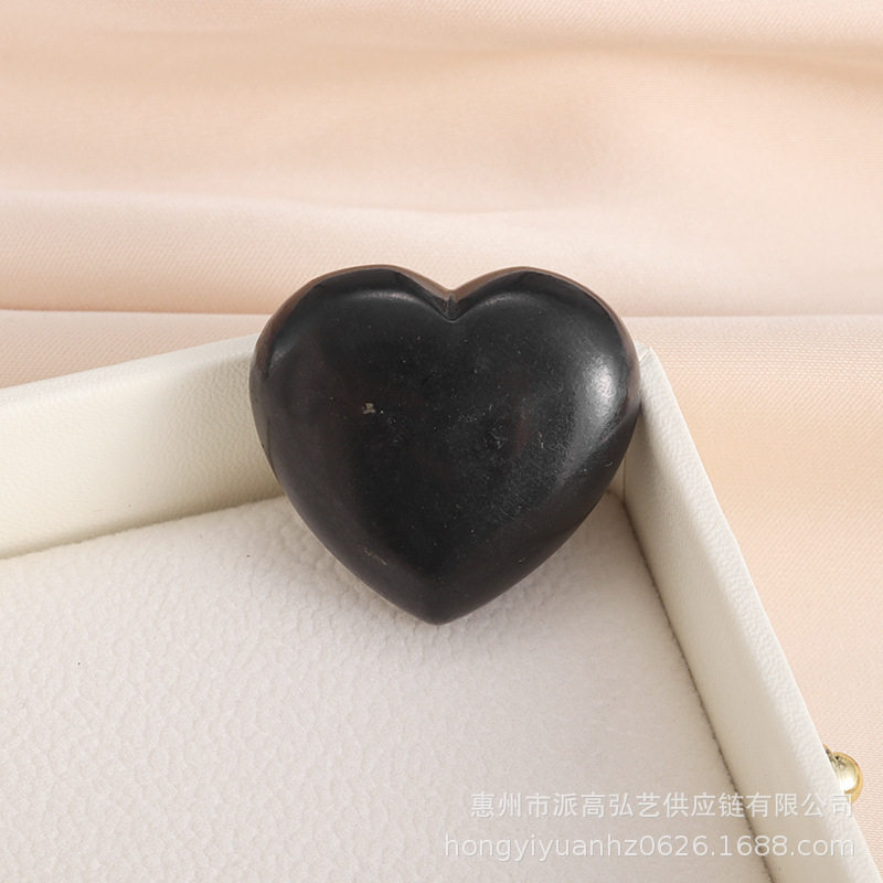 俄罗斯次石墨心型家居摆件能量石摆饰手把件工艺品心形能量石