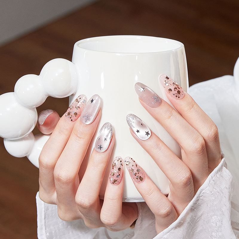 穿戴甲纯手工美甲2026新款高级感黄黑皮显白新娘拍婚纱照指甲贴片