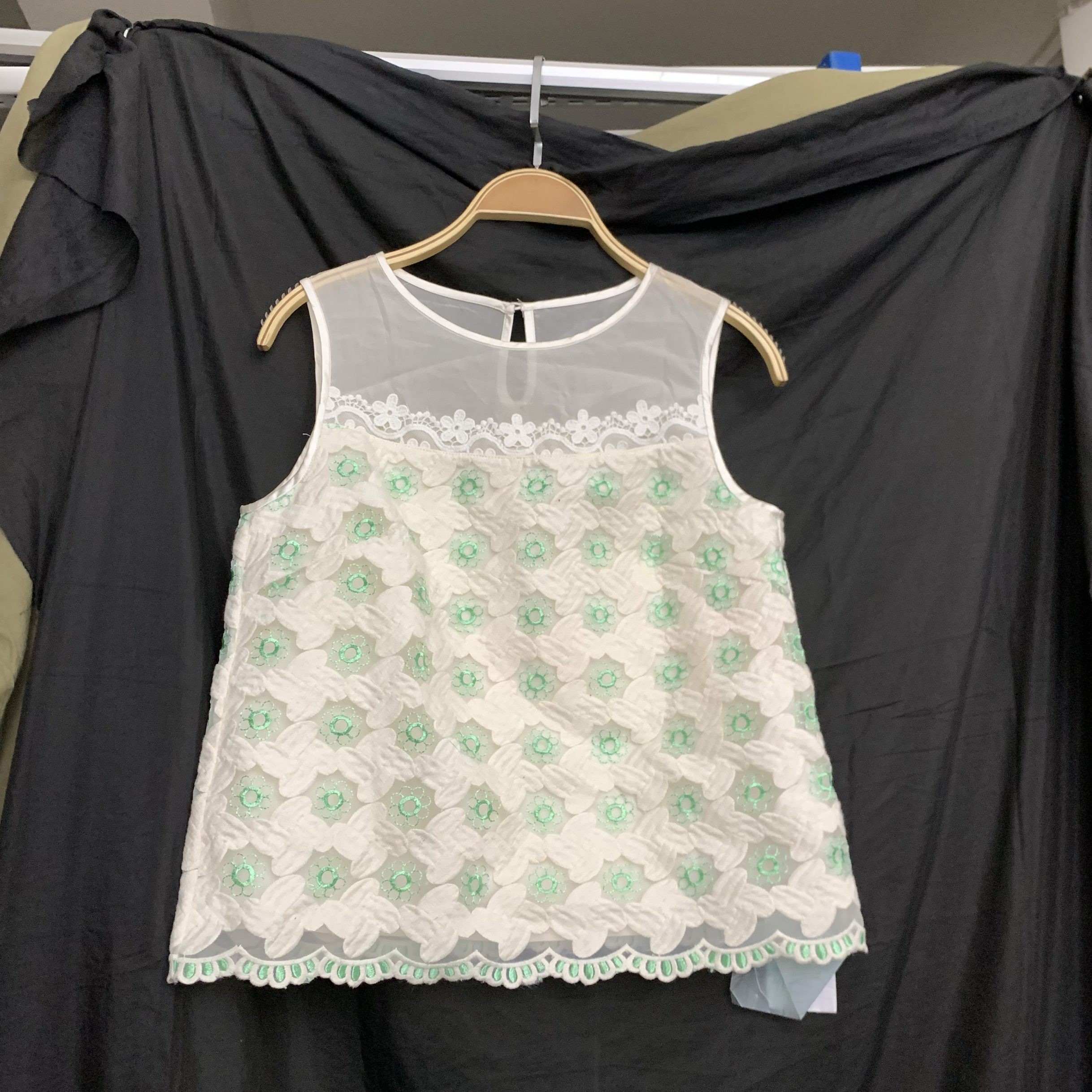 伊华欧秀专柜撤柜2025新款女装时尚百搭背心女上衣w44