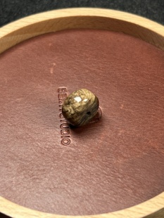 【特价】12×7.5mm抚顺琥珀天花板泥珀溶洞花蜡老型单珠25年老料