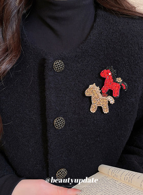 春节不打烊马住好运红色满钻小马胸针小众设计感别针服装配饰女