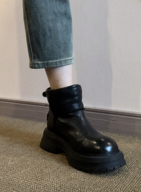 rubywu真皮雪地靴女冬季加绒加厚靴厚底圆头中跟粗跟羊毛东北短靴