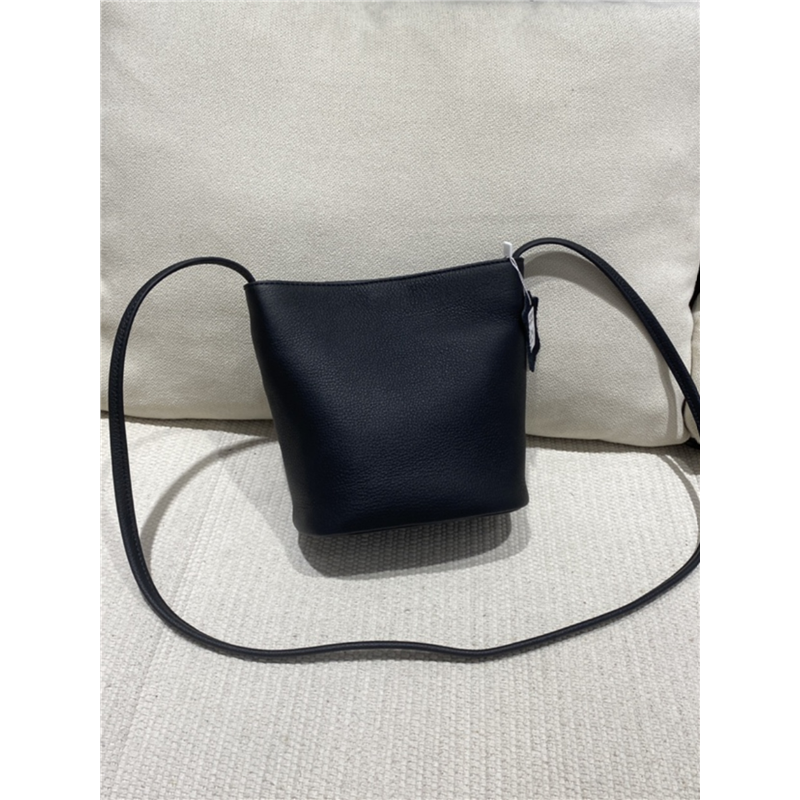 真皮质感时尚斜挎包包百搭女包小包2025新款女包软皮水桶包96871